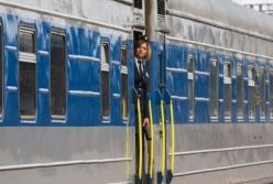 "Укрзализныця" возобновляет движение поездов с двух станций