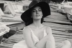 Даша Астафьева снялась в мокрой майке без бюстгальтера (фото)