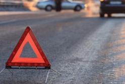 В Киеве девушка на Porsche протаранила ряд машин (видео)