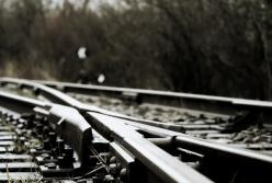 В Черкасской области двое мужчин избили сотрудницу железной дороги