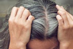 Ученые нашли способ вернуть цвет седым волосам
