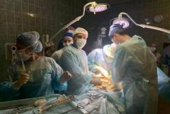 В Украине расширили перечень медучреждений для трансплантации