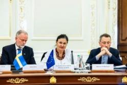 Посли країн ЄС зустрілися з Зеленським: обговорили оборону, вступ до Євросоюзу та санкції проти Росії