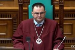 Суддя КСУ Барабаш обґрунтовував повернення Конституції Кучми за часів Януковича