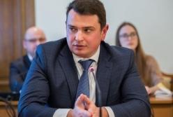 Правительство одобрило законопроект, прекращающий полномочия Сытника