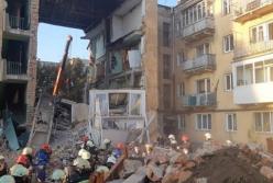 Зеленский намерен провести аудит домов из-за обрушения в Дрогобыче