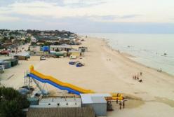 Азовское побережье накрыл сильный шторм (фото)