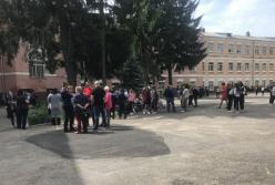 В школе Винницы распылили газ, есть пострадавшие