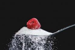 Эндокринолог рассказал, что происходит с организмом после отказа от сахара