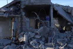 Россия нанесла авиаудар по приюту мирных жителей в Сирии, 16 погибших (видео)