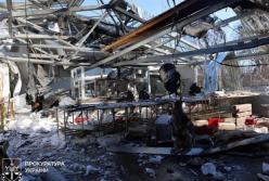 Окупанти спалили м’ясокомбінат у Харкові, є жертви: нові подробиці, фото та відео