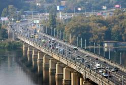 Міст Патона у Києві у грудні вирішили озеленити на півмільйона гривень