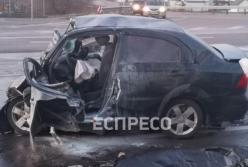 В Киеве произошло ДТП с машиной инкассаторов: есть погибшие (фото)