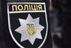 В Киеве нашли тело мужчины, повешенного на шнурках