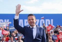 Проєвропейський Рафал Тшасковський перемагає у другому турі виборів в Польщі, — екзит-поли