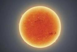 Астрофотограф сделал самые четкие снимки Солнца (фото)