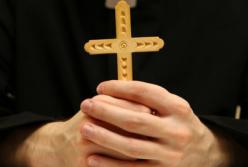 Лжесвященник на передовой: разведка ВСУ засекла под Донецком переодетого в рясу главаря боевиков