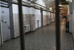 Мужчину, который развращал 7-летнюю девочку, отправили в СИЗО