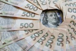 Украинцы за неделю скупили 300 млн долларов