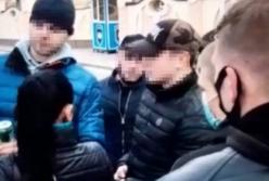 В Киеве двое россиян избили парня