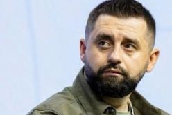 Розмови про вплив Арахамії: медіа, дрони та законопроекти