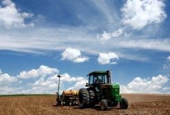 Кабмин ожидает продажи 1,5 млн га земли в год