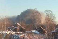 "Усе вибухає, ЗМІ мовчать": у росіян паніка через атаку на ракетний арсенал, йде евакуація (відео)