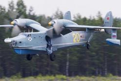 На аеродромах у Криму знищили багато російських літаків та вертольотів: з’явились супутникові знімки 