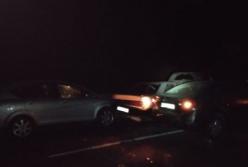 В результате большого ДТП на житомирской трассе под Киевом образовалась пробка