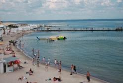 Власти Одессы не рекомендуют купаться на всех пляжах города