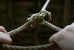 В Житомире нашли повешенным солдата-срочника