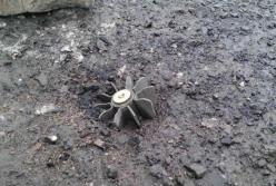 На Львовщине во дворе жилого дома упал снаряд