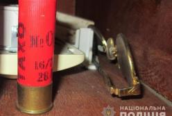 На Киевщине пьяный военный попытался разобрать гранату, произошел взрыв (фото)