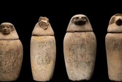 Археологи нашли тайник среди группы египетских гробниц (фото)