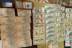 В одном из столичных вузов торговали дипломами