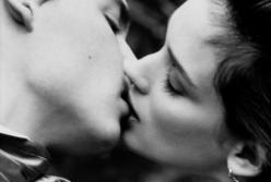 Какие болезни могут вызвать поцелуи