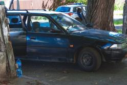 В Днепре мужчина умер за рулем: труп нашли в авто возле школы (фото)