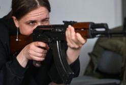 Легализации оружия в Украине быть: появились первые результаты опроса в "Дії"
