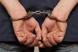 В Киеве мужчина разгромил магазин и избил охранника