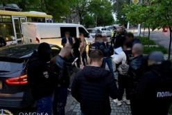В Одессе задержаны полицейские, которые занимались сутенерством (фото)