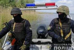 В Черкасской области задержали экс-правоохранителя и его сообщников, которые занимались браконьерством (фото)