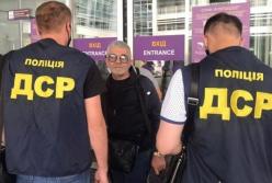 Из Украины выслали криминального авторитета по кличке Дед