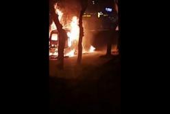 Что происходит а Магнитогорске? Теперь взорвалась маршрутка (видео)