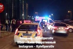 В Киеве водитель протаранил автомобиль полицейских, его задержали со стрельбой (видео)