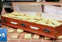 300 кг марихуаны в гробах: афера наркодельцов (видео)