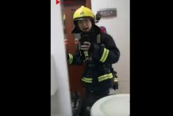 Пожарная служба тоже может быть забавной (видео)