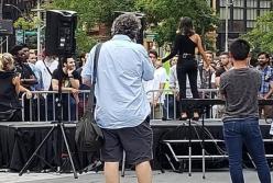 Модель поставила унизительный эксперимент над сотней мужчин (видео)