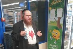 Полиция установила нападавших на хасида в Умани (видео)