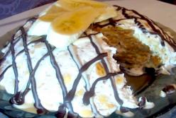 Вкуснейший и простейший торт с банановой начинкой без выпечки (видео)