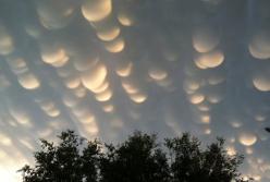 Опасные облака Мамматус, предвещающие беду (видео)
